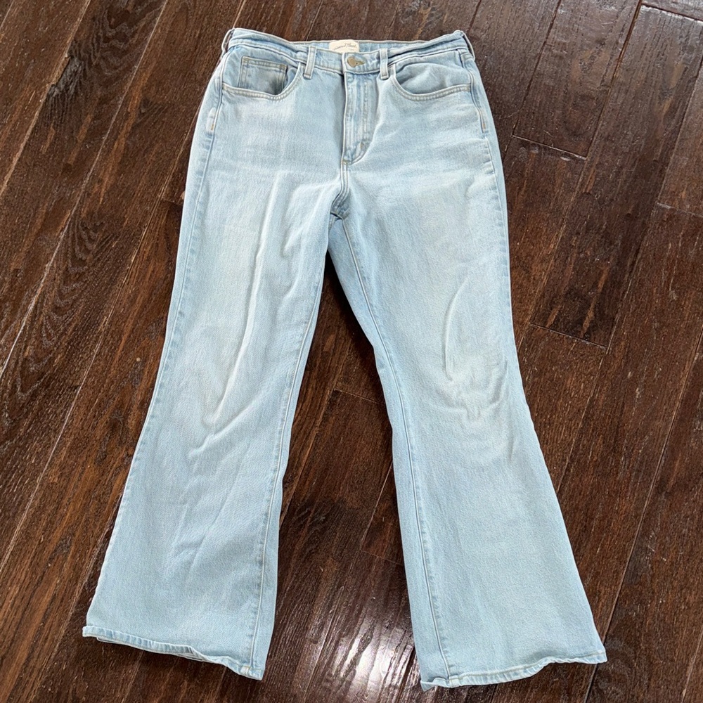 Universal Thread Light Wash - Wide leg high rise flared jeans 10 worn once